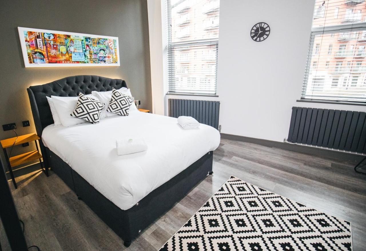 Black Lion Hotel Manchester Salford  Dış mekan fotoğraf