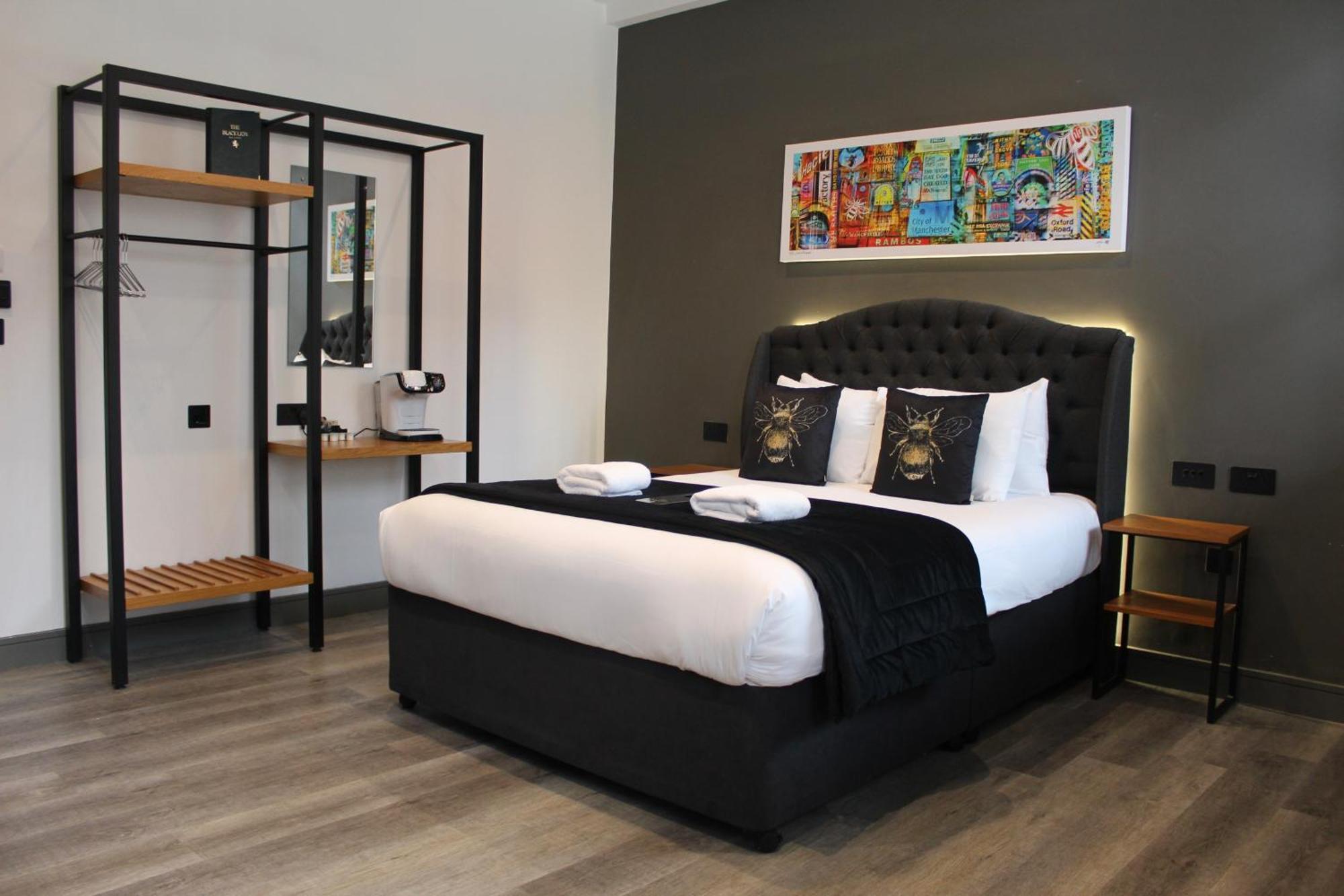 Black Lion Hotel Manchester Salford  Dış mekan fotoğraf