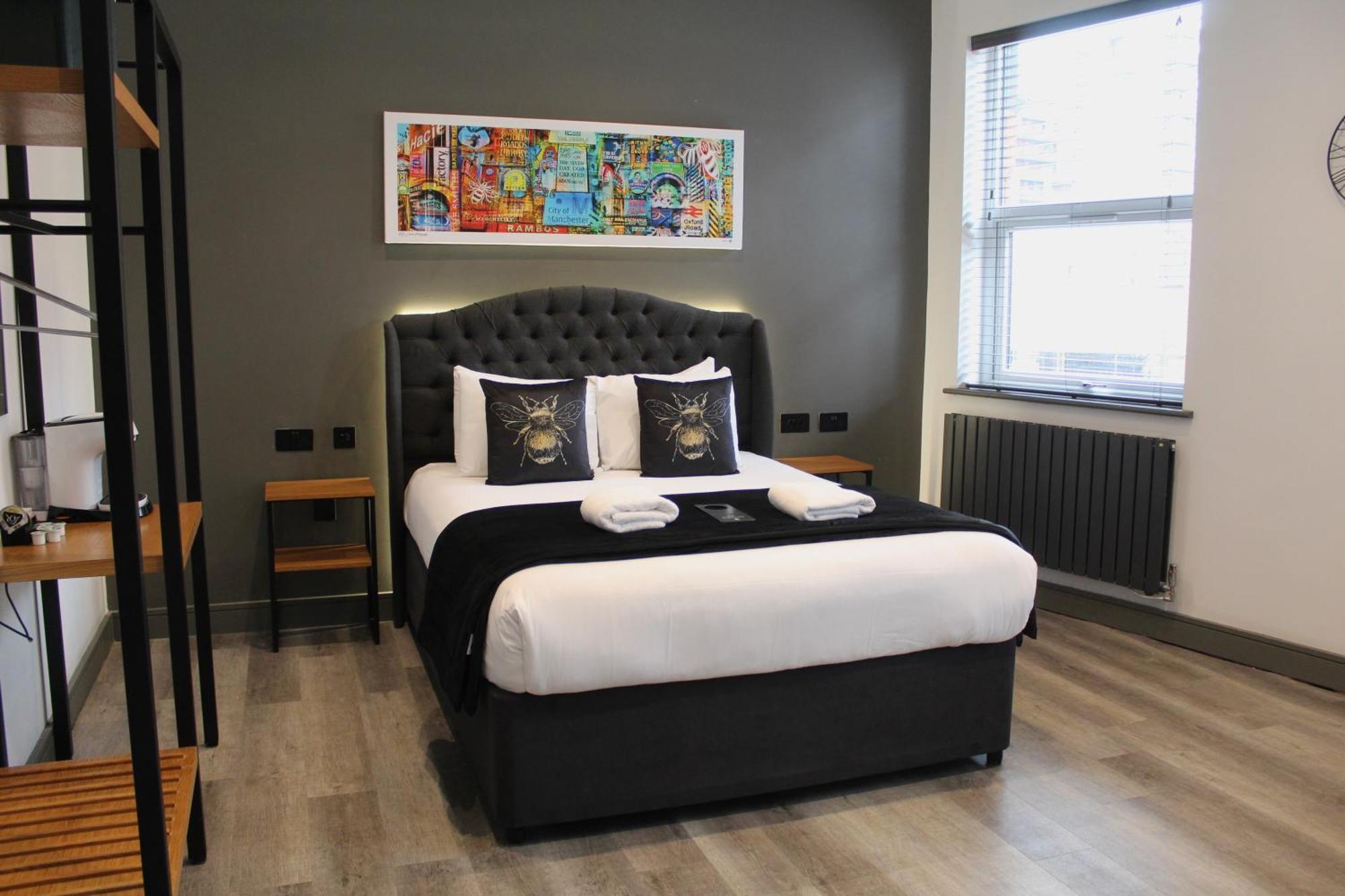 Black Lion Hotel Manchester Salford  Dış mekan fotoğraf