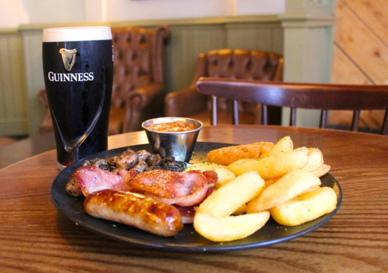 Black Lion Hotel Manchester Salford  Dış mekan fotoğraf